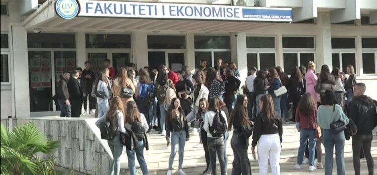 5 tetori, fillimi i vitit të ri akademik dhe dështimi i politikave arsimore të qeverisë.